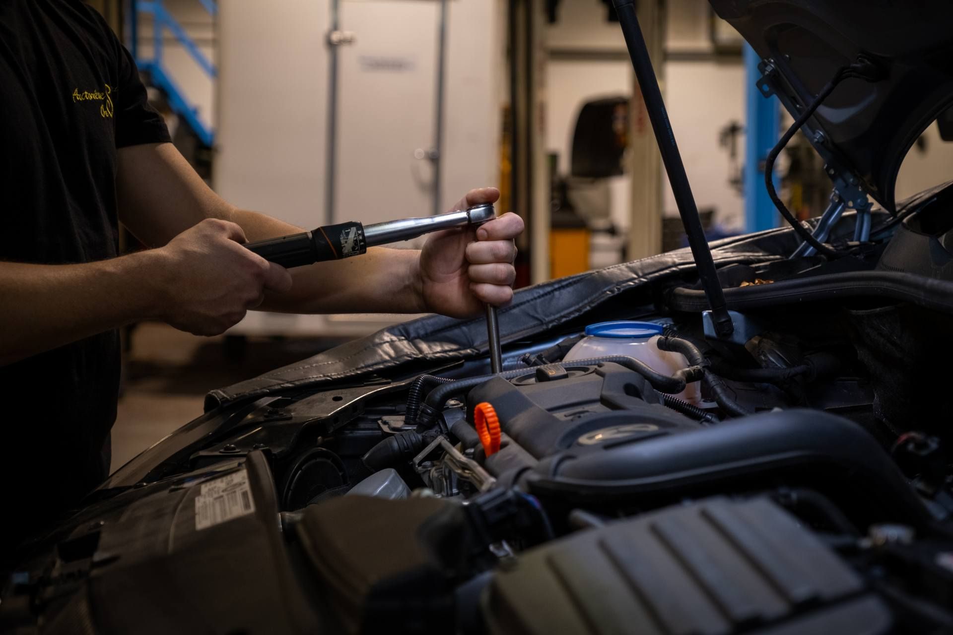 Un moteur en réparations